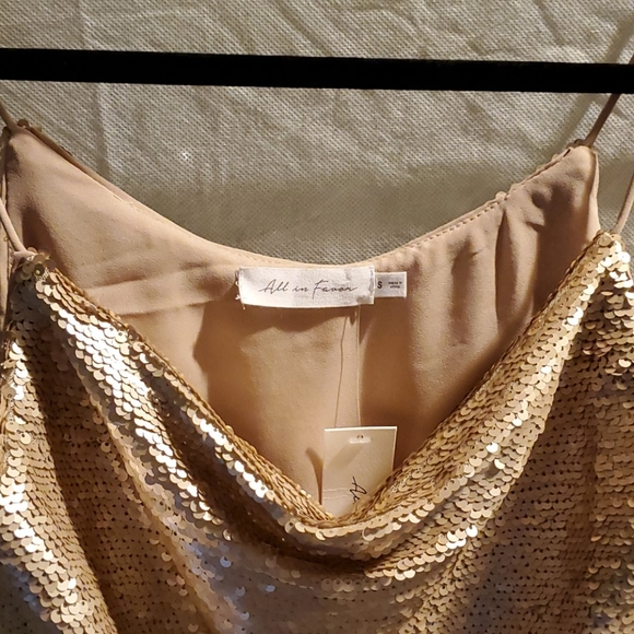 NWT All In Favor Brand Cowl Neck Top - Picture 3 of 7